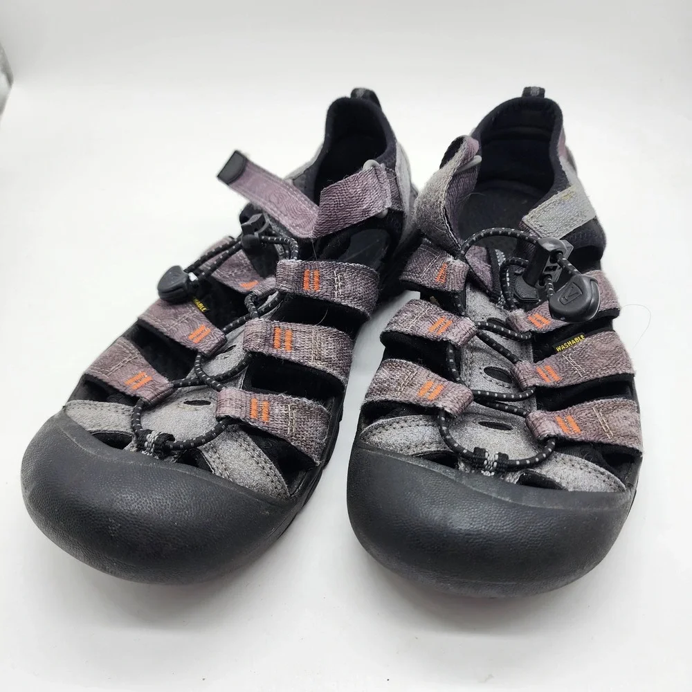 KEEN Newport H2 Big Kids Youth 6 Steel Grey Black Closed Toe Water Sandals